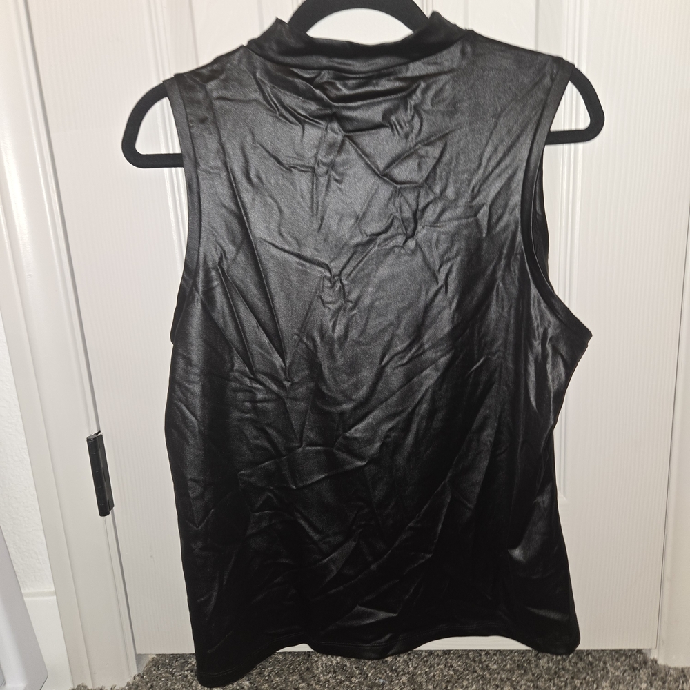 Chic Black Sleeveless Women's Tank Top